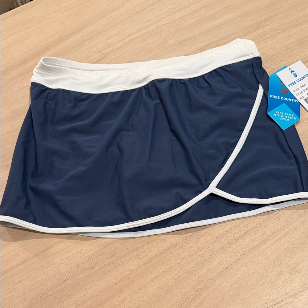 Free Country Swim Skirt Medium Slate Blue White Trim Built-In Bottoms NWT